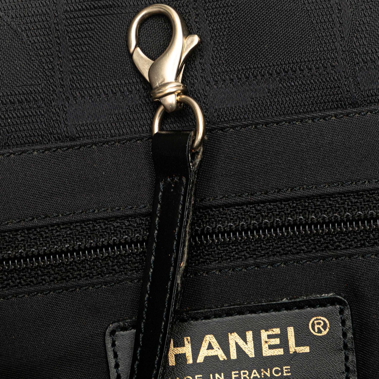 Chanel Nylon New Travel Line Tote Zwart