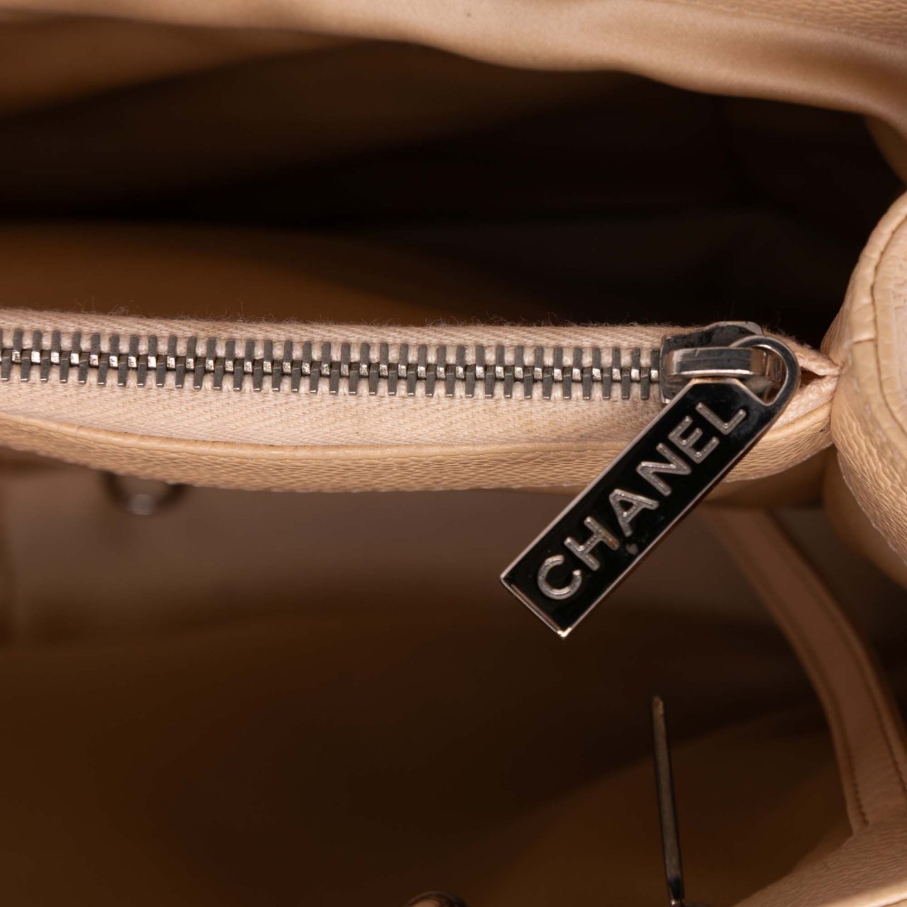 Chanel Caviar Grand Shopping Tote Bruin