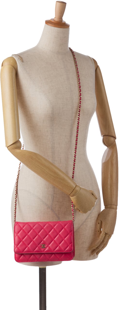 Chanel Classic Lambskin Wallet on Chain Roze