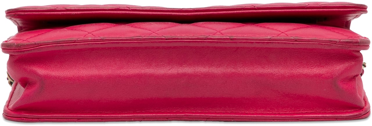 Chanel Classic Lambskin Wallet on Chain Roze