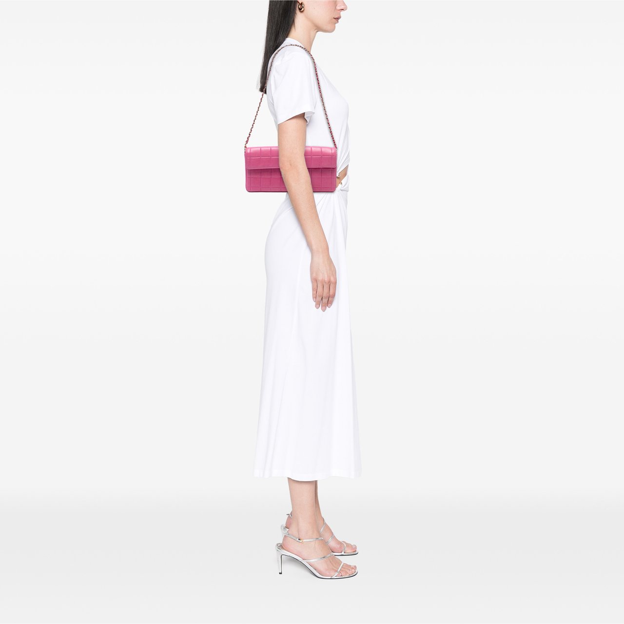 Chanel Chocolate Bar Lambskin East West Flap Roze