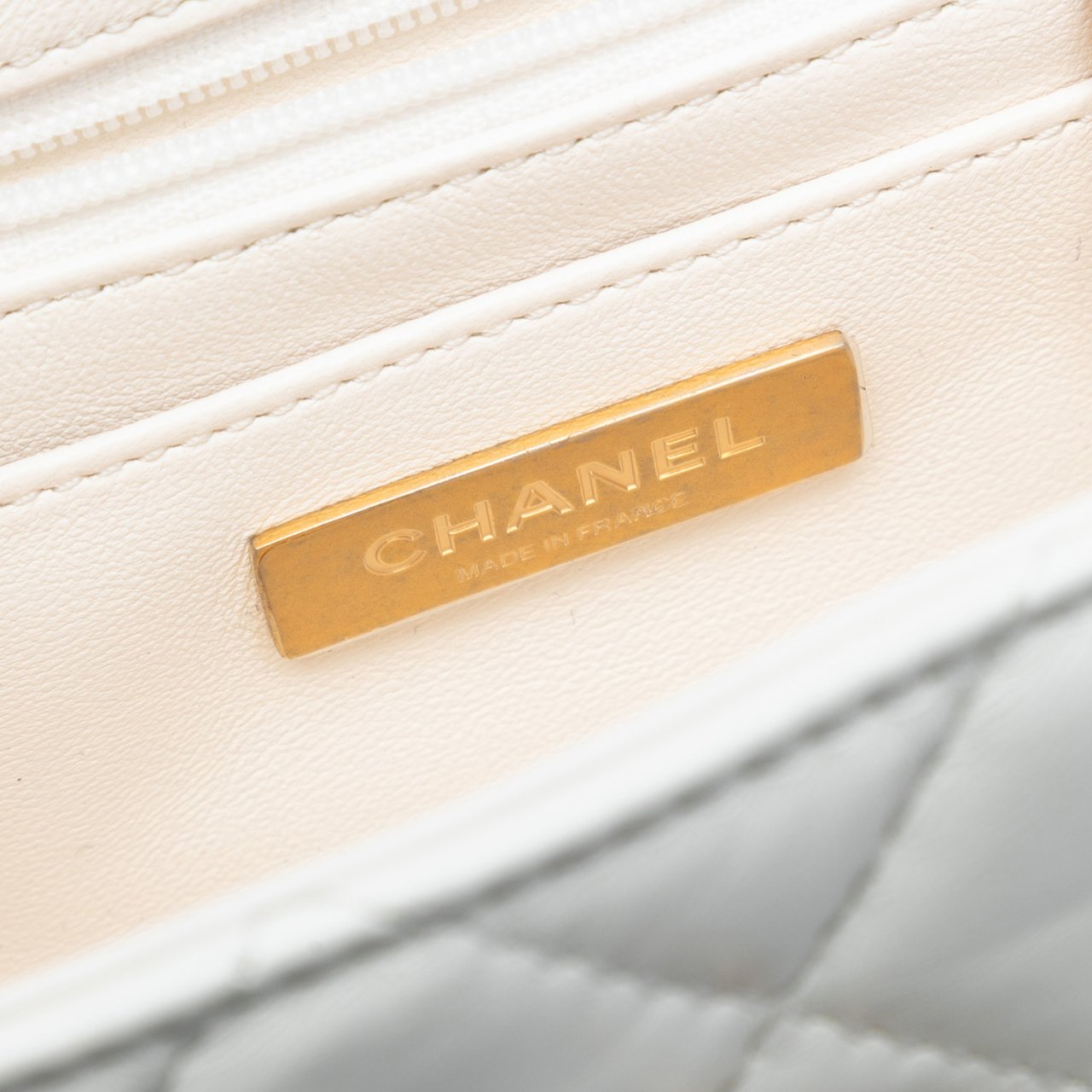 Chanel Mini CC Quilted Lambskin Vanity Top Handle Cosmetic Case Wit