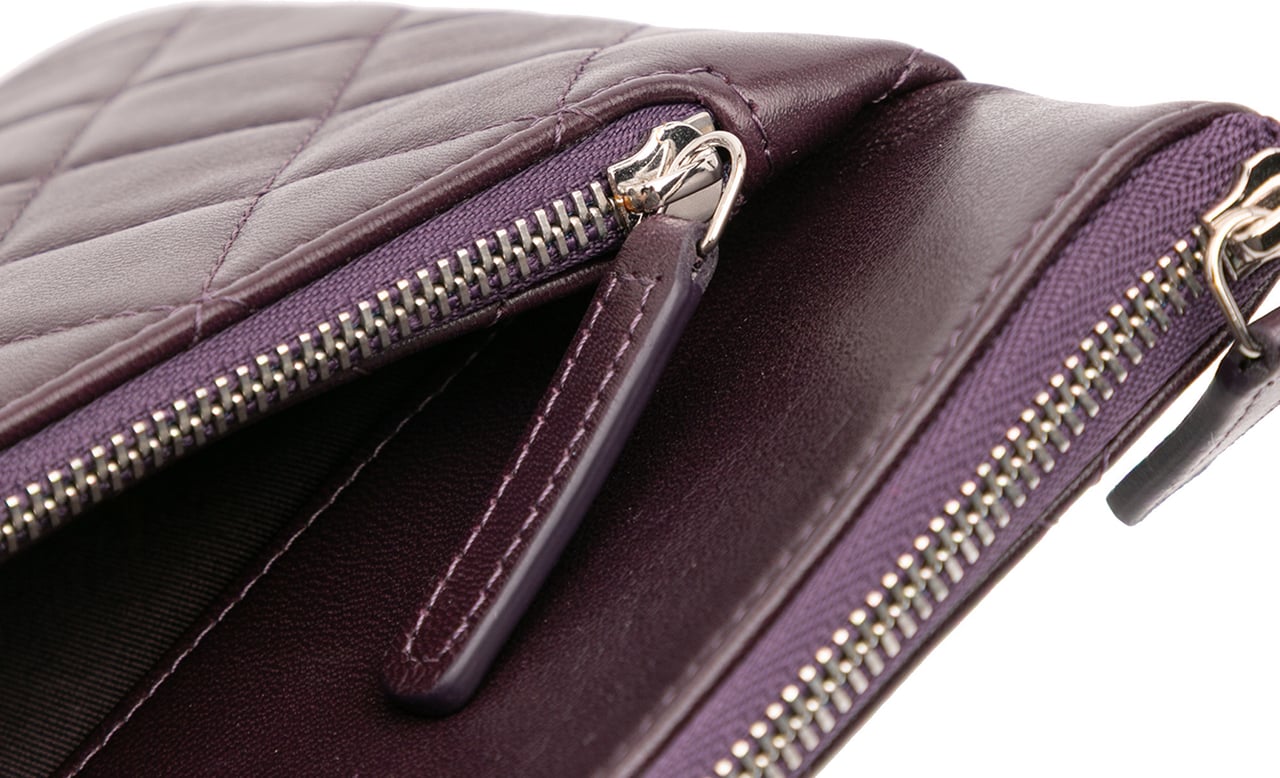 Chanel CC Quilted Lambskin Double Zip Clutch Paars