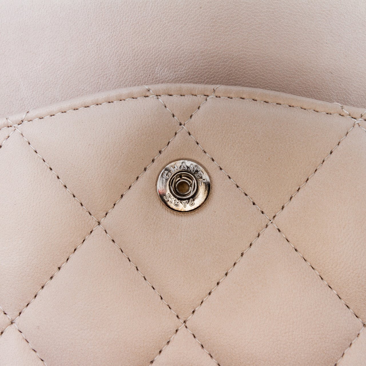 Chanel Jumbo Classic Lambskin Double Flap Wit