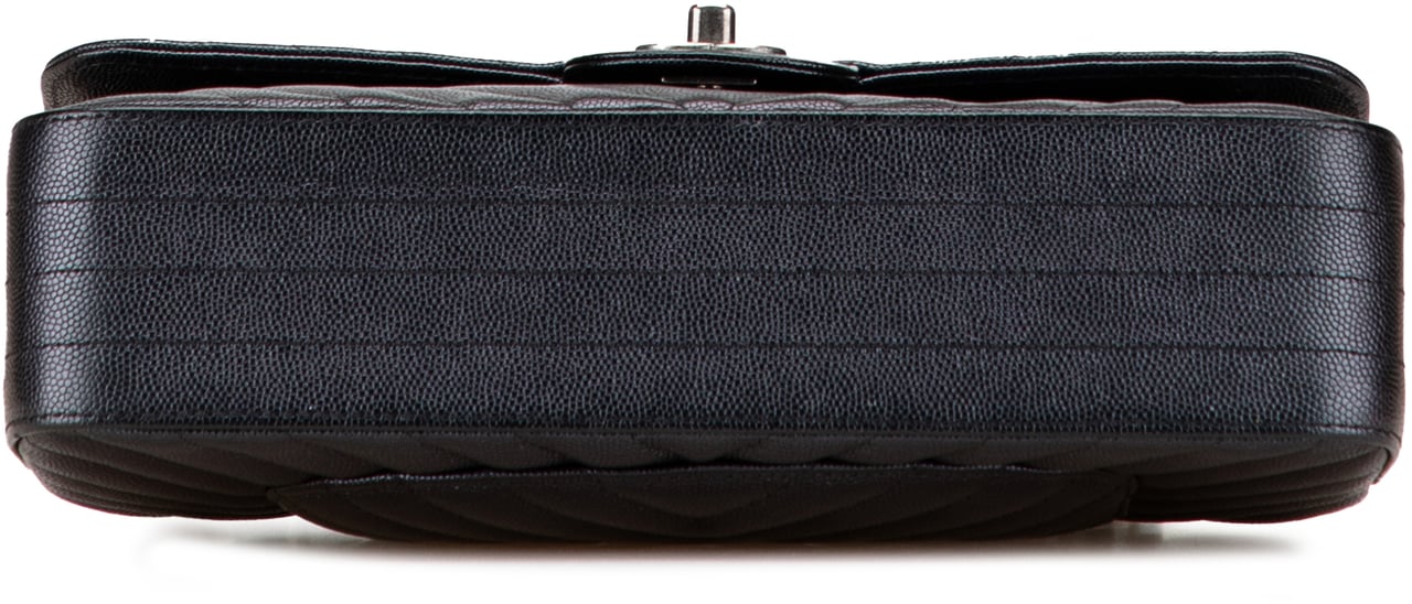 Chanel Medium Classic Chevron Caviar Double Flap Zwart