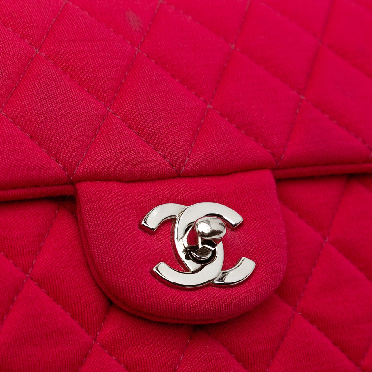 Chanel Quilted Jersey East West Single Flap Roze
