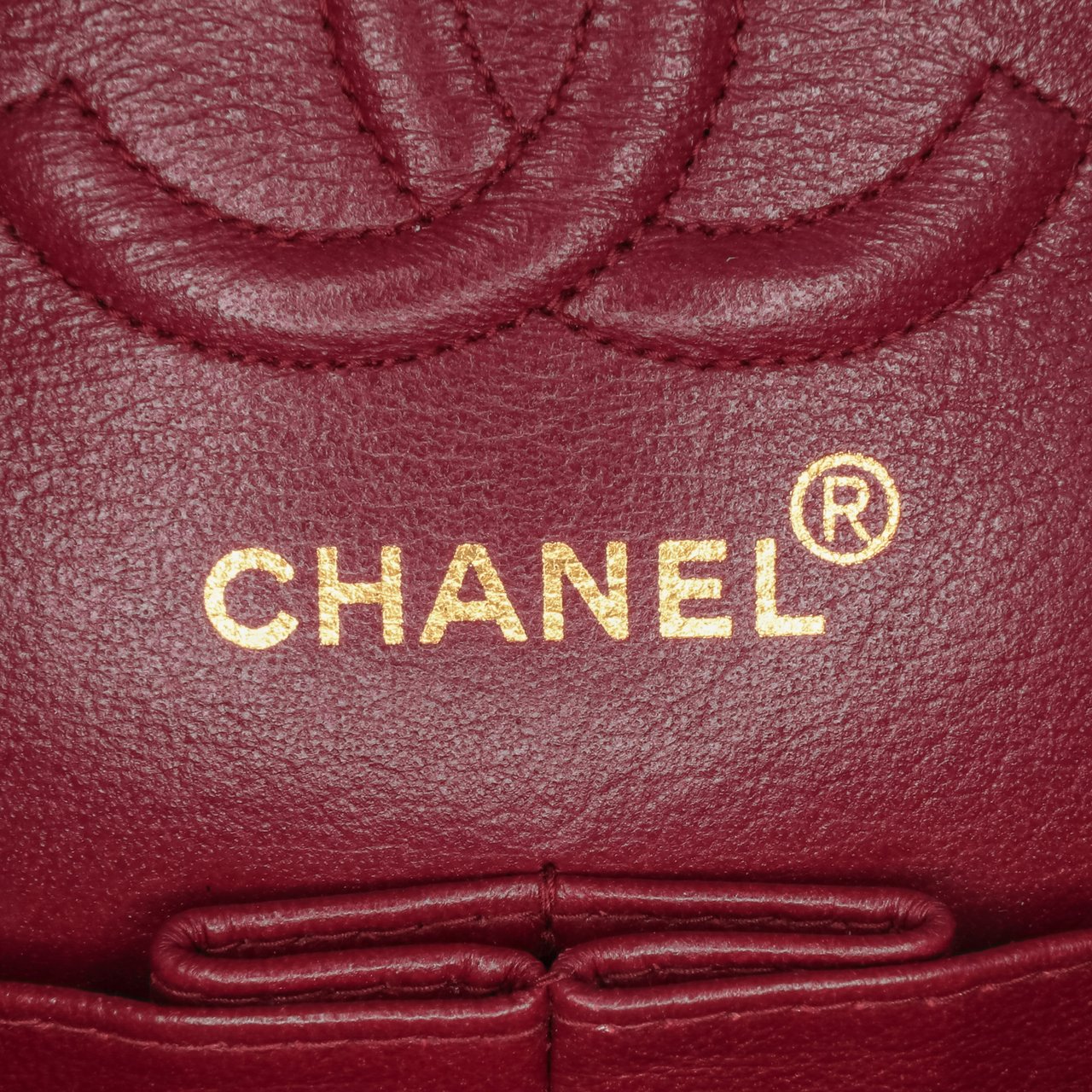 Chanel Reissue 2.55 Quilted Velvet Double Flap 225 Roze