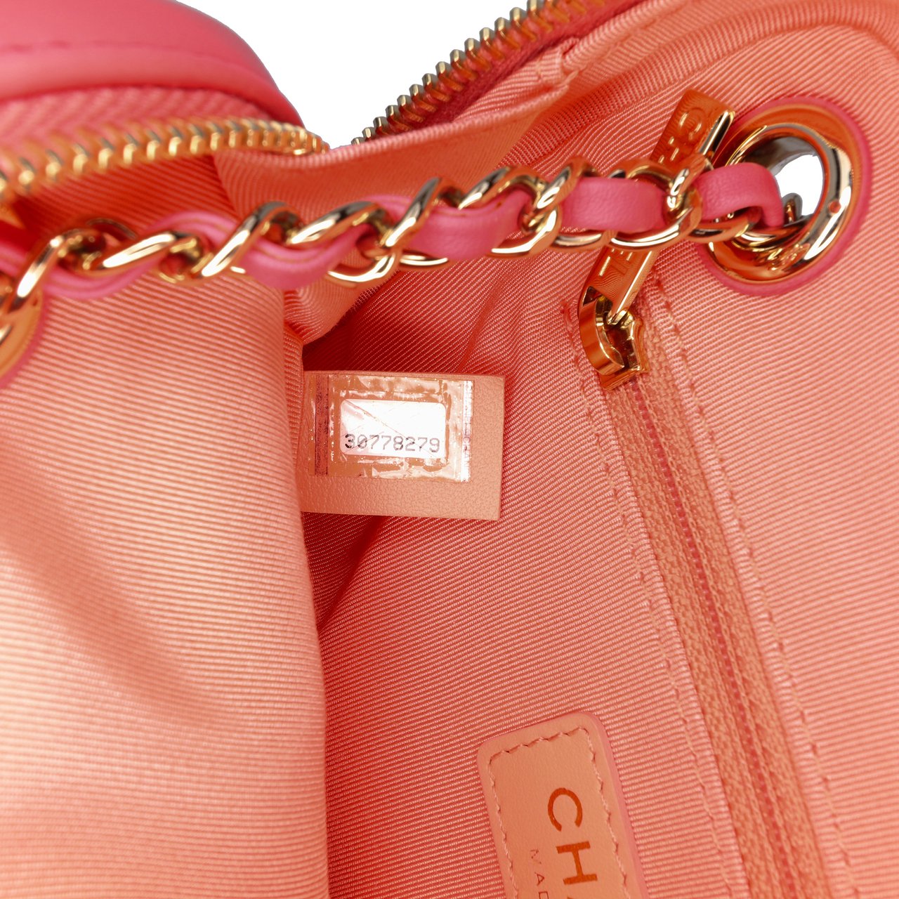 Chanel Lambskin Giant Crystal CC Camera Bag Roze