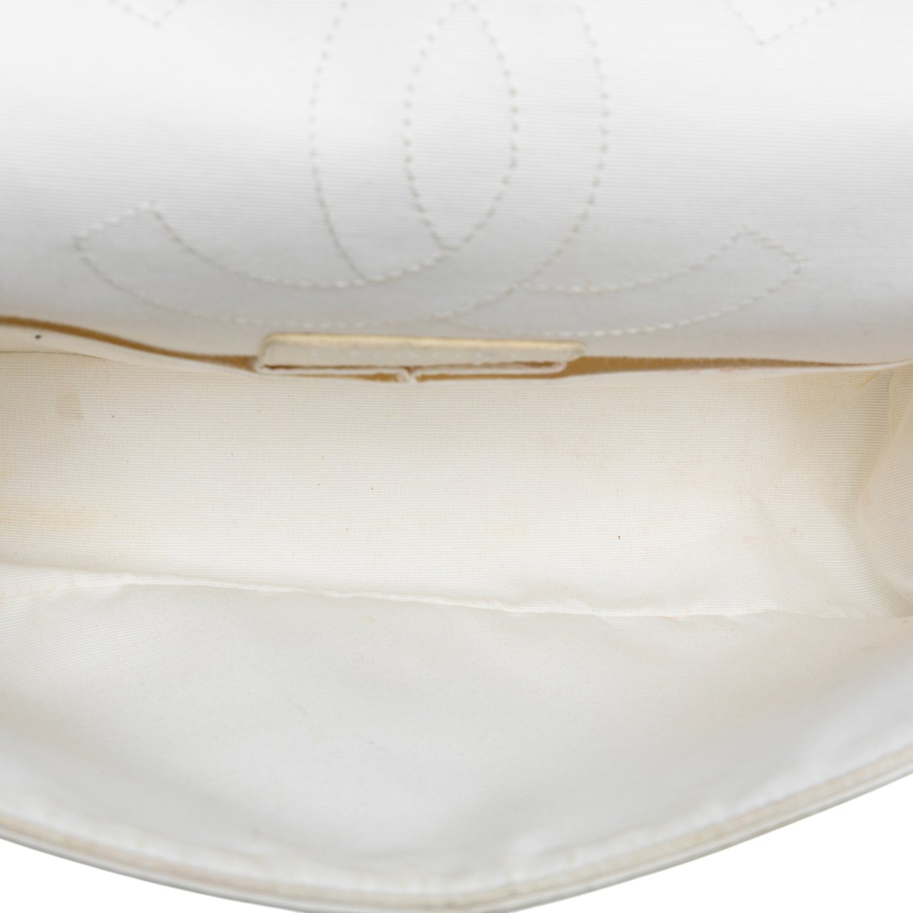 Chanel Reissue 2.55 Quilted Sequined Mesh Double Flap 225 Wit