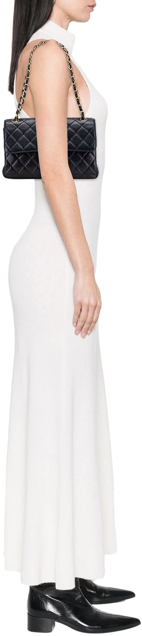 Chanel Medium Quilted Lambskin Double Sided Flap Zwart