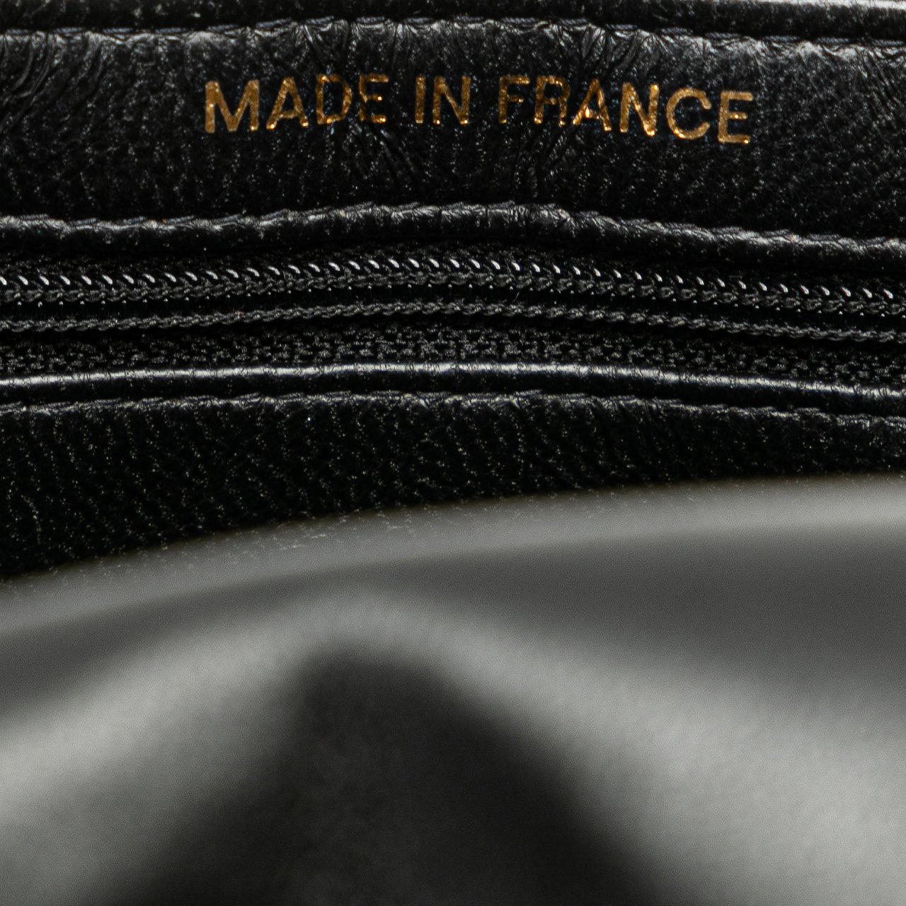 Chanel Medium Quilted Lambskin Double Sided Flap Zwart