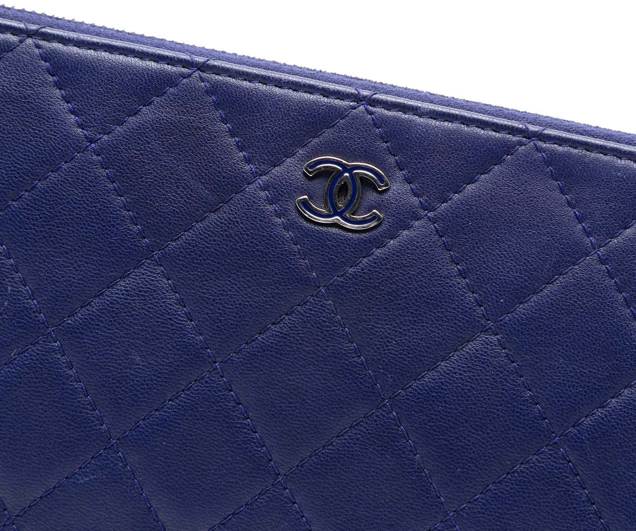 Chanel CC Quilted Lambskin Double Zip Pouch Blauw