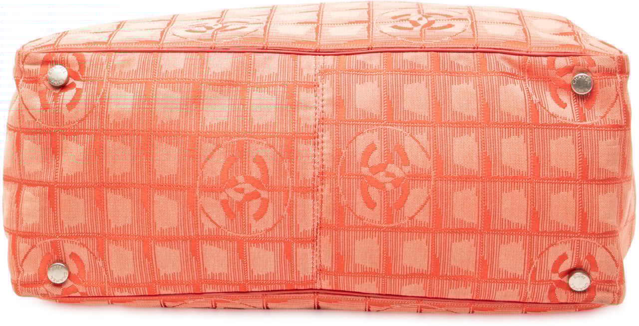 Chanel New Travel Line Nylon Tote Oranje