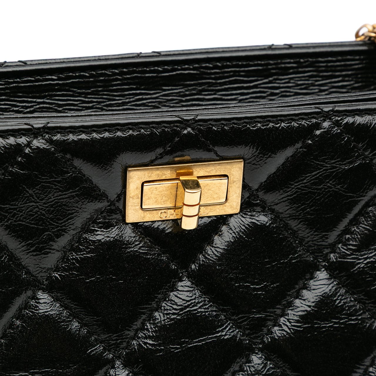 Chanel Reissue 2.55 Glazed Crackled Calfskin Shopping Bag Zwart