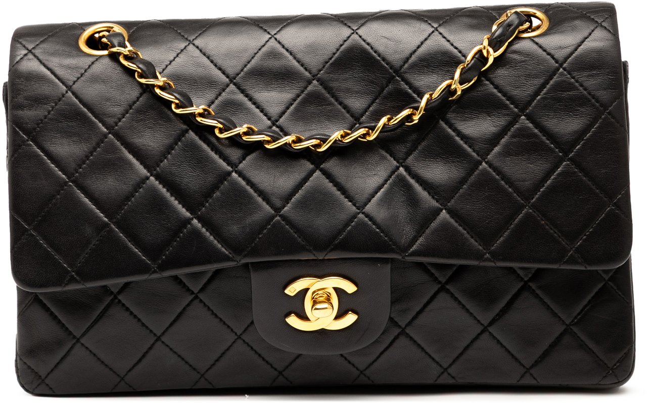 Chanel Medium Classic Lambskin Double Flap Zwart