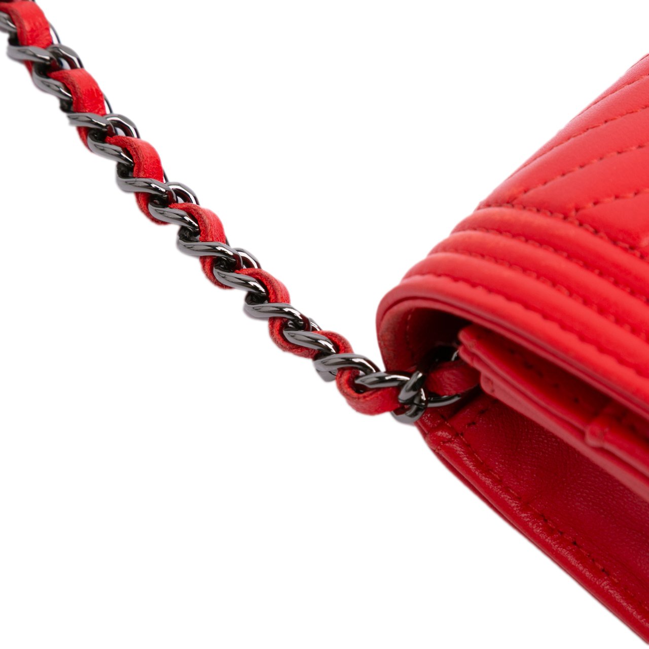Chanel Chevron Calfskin Boy Wallet On Chain Rood