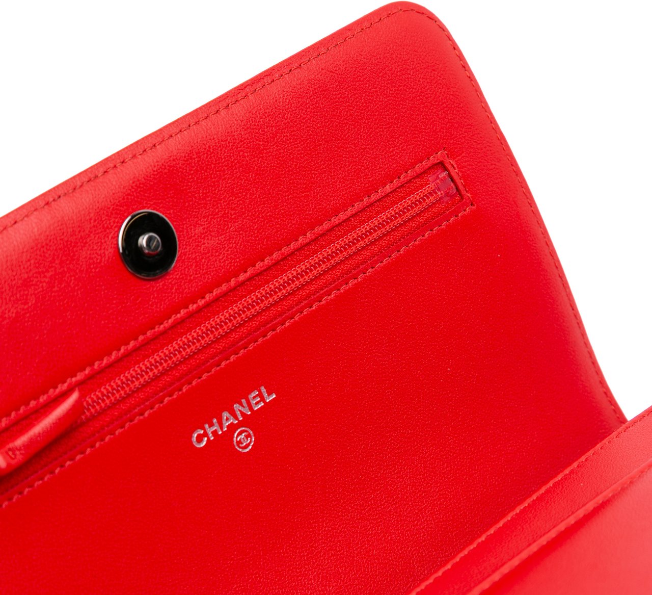 Chanel Chevron Calfskin Boy Wallet On Chain Rood