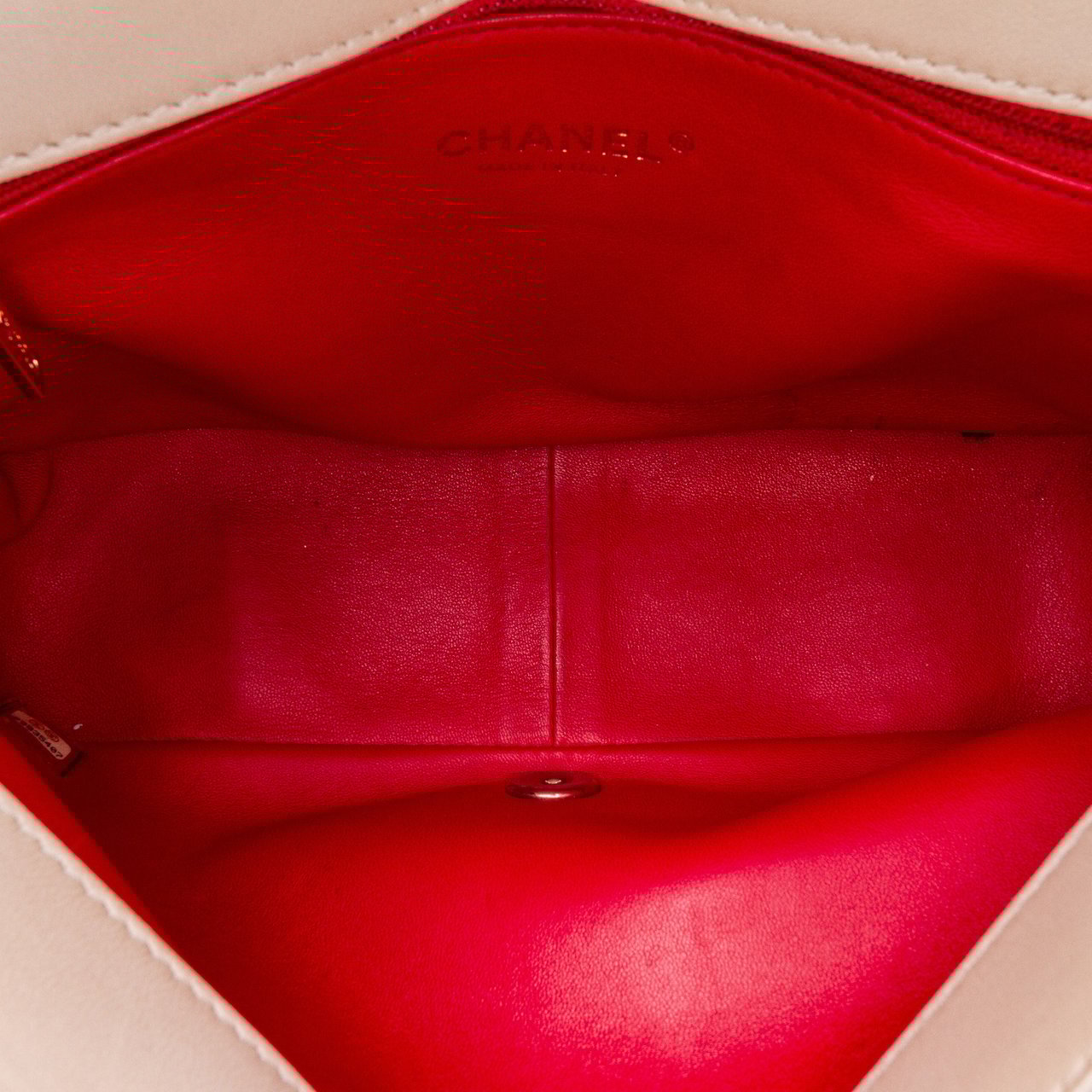 Chanel Medium Quilted Lambskin Carry Chic Flap Bruin