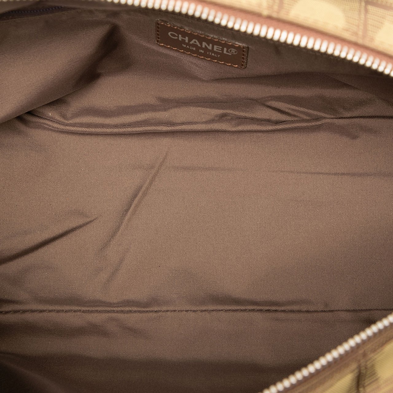 Chanel New Travel Line Nylon Handbag Bruin