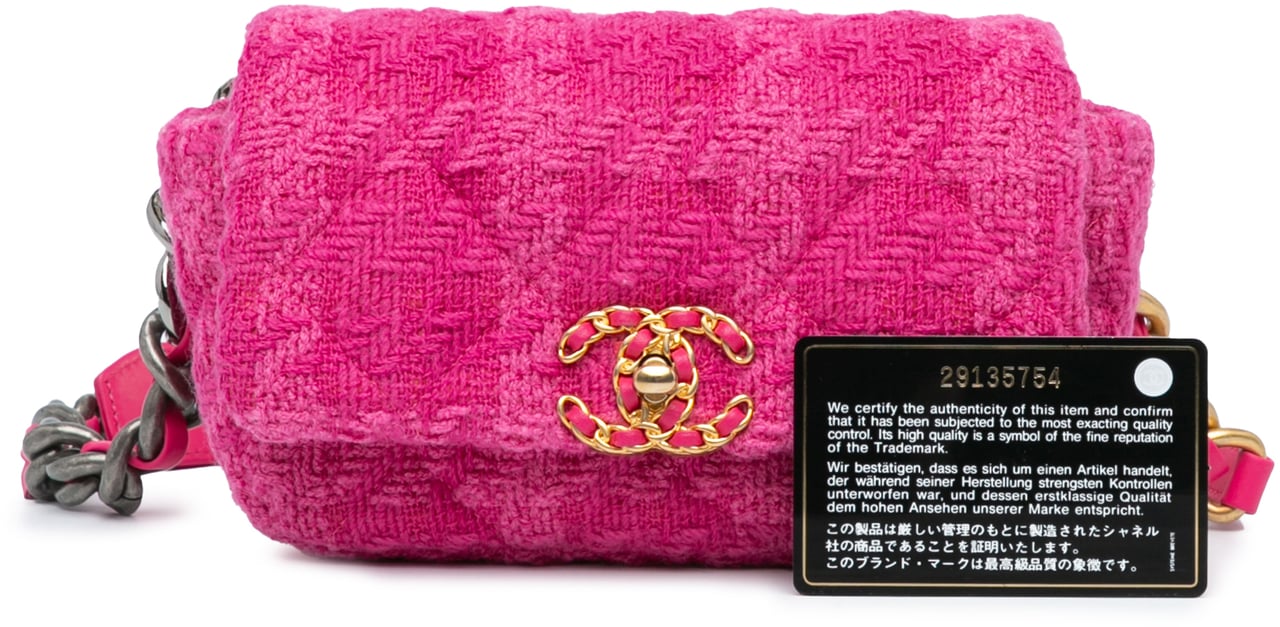 Chanel Tweed 19 Belt Bag Roze