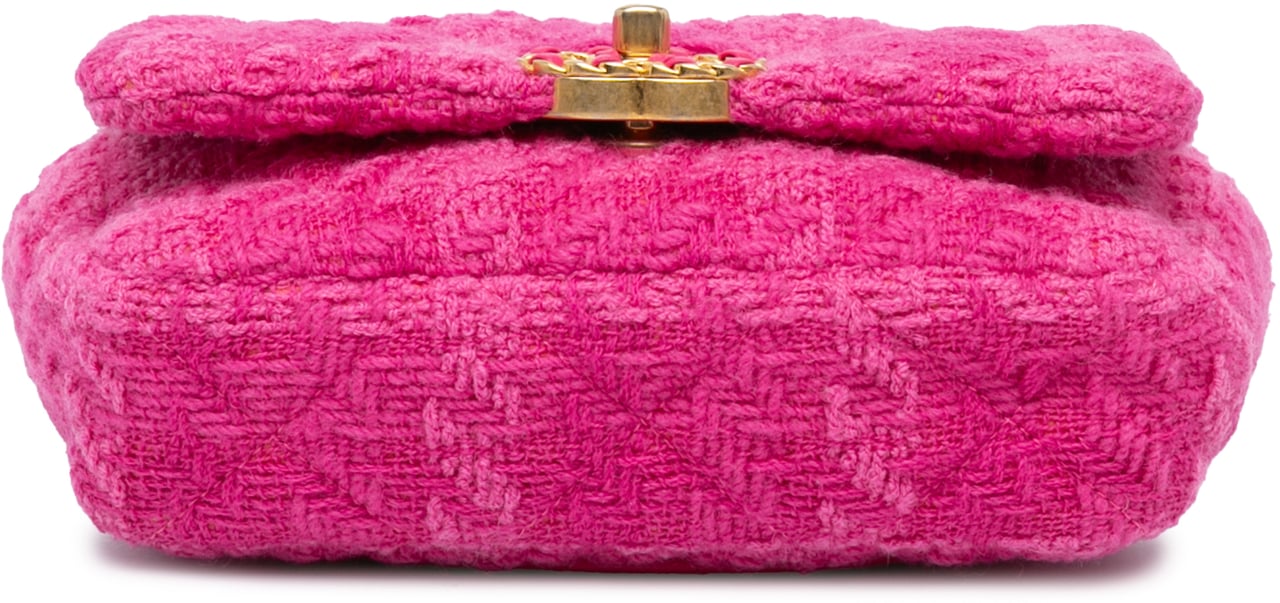 Chanel Tweed 19 Belt Bag Roze