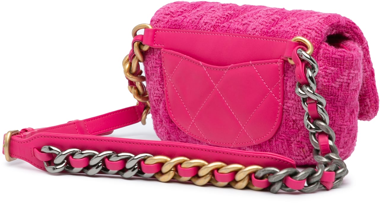 Chanel Tweed 19 Belt Bag Roze
