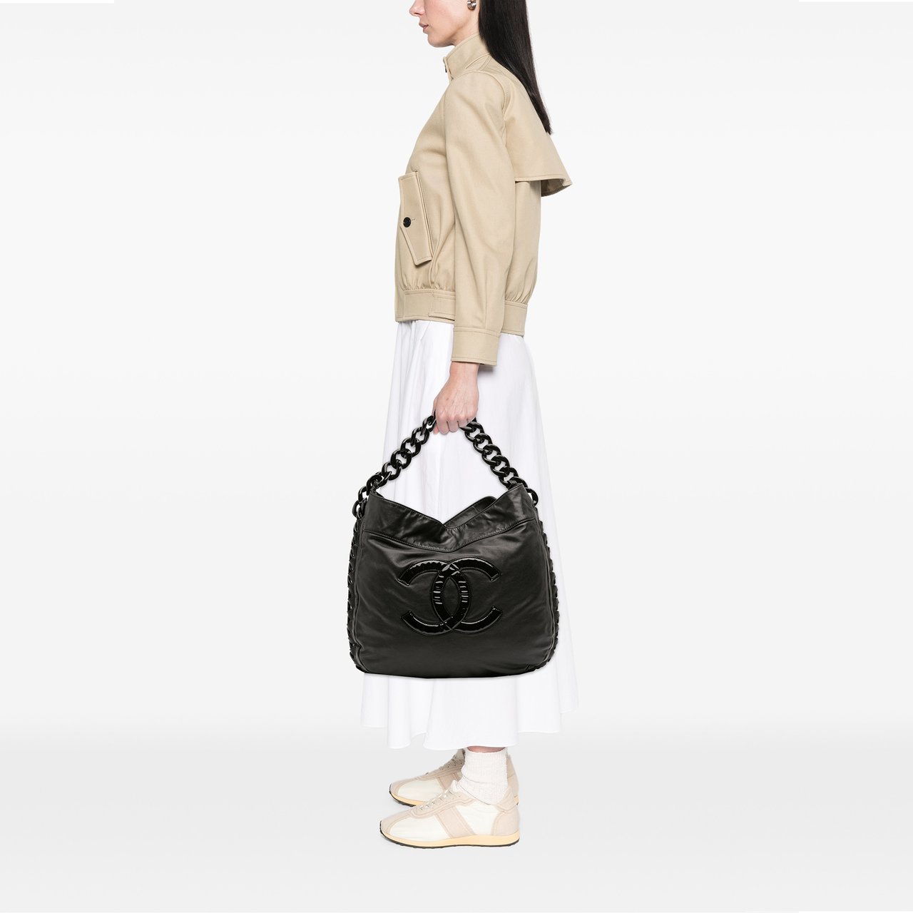 Chanel Calfskin Modern Chain Rhodoid Hobo Zwart
