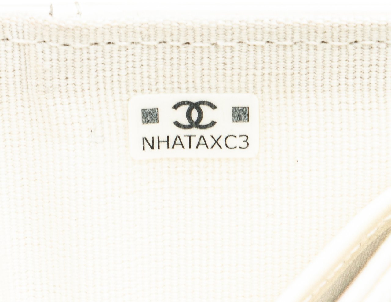 Chanel CC Quilted Caviar Trifold Flap Wallet Wit