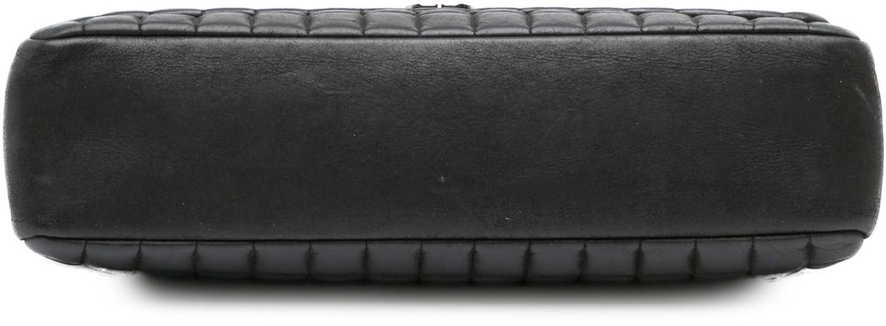 Chanel Chocolate Bar Iridescent Calfskin Bubble Flap Zwart