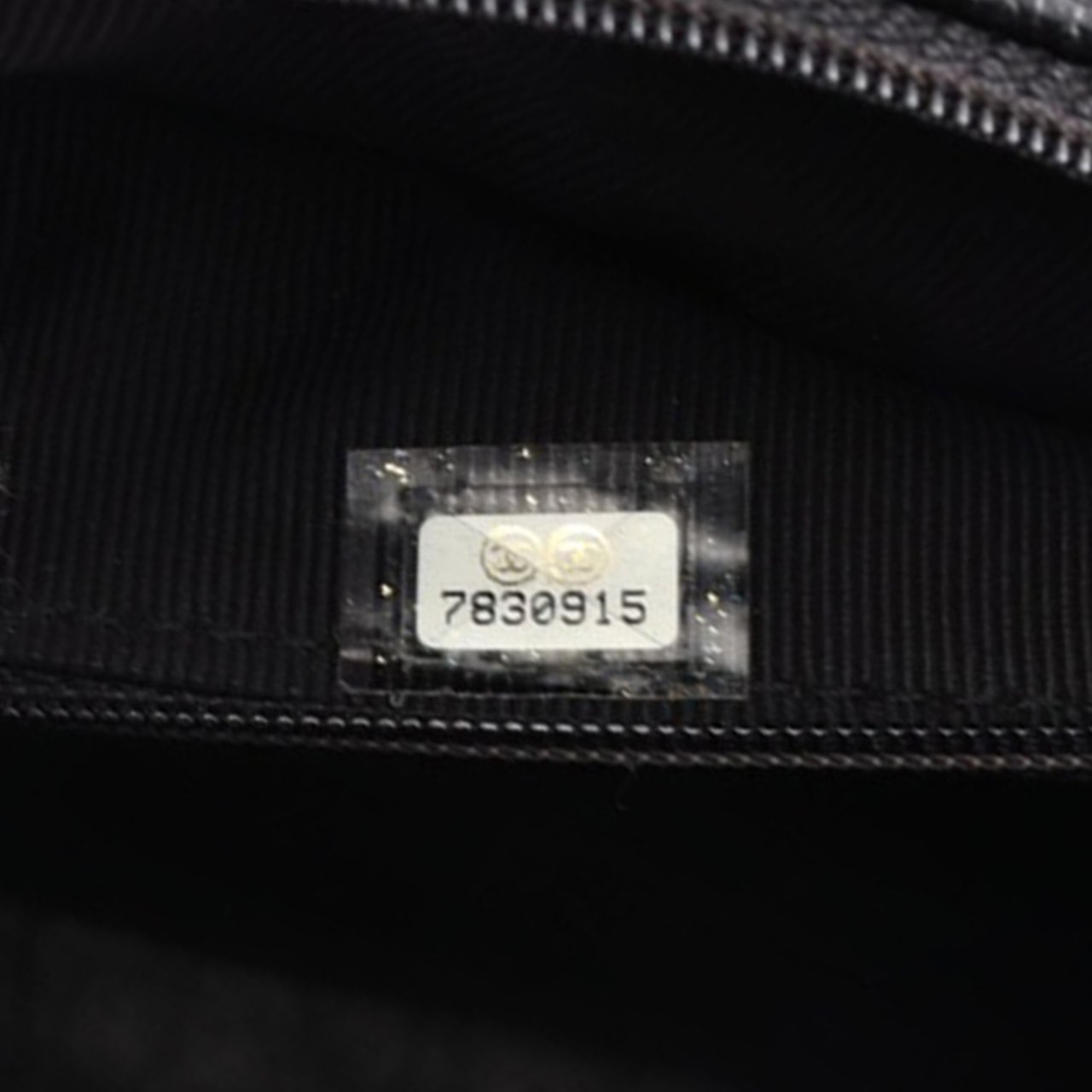 Chanel CC Quilted Caviar Kelly Top Handle Bag Zwart