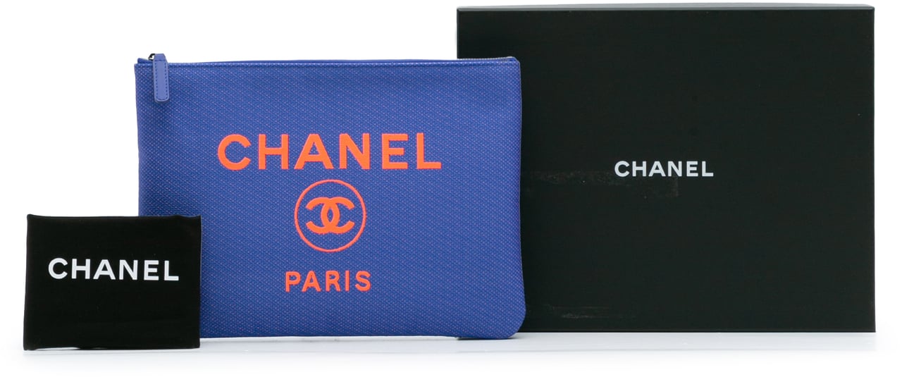 Chanel Medium Tweed Deauville O Case Clutch Blauw