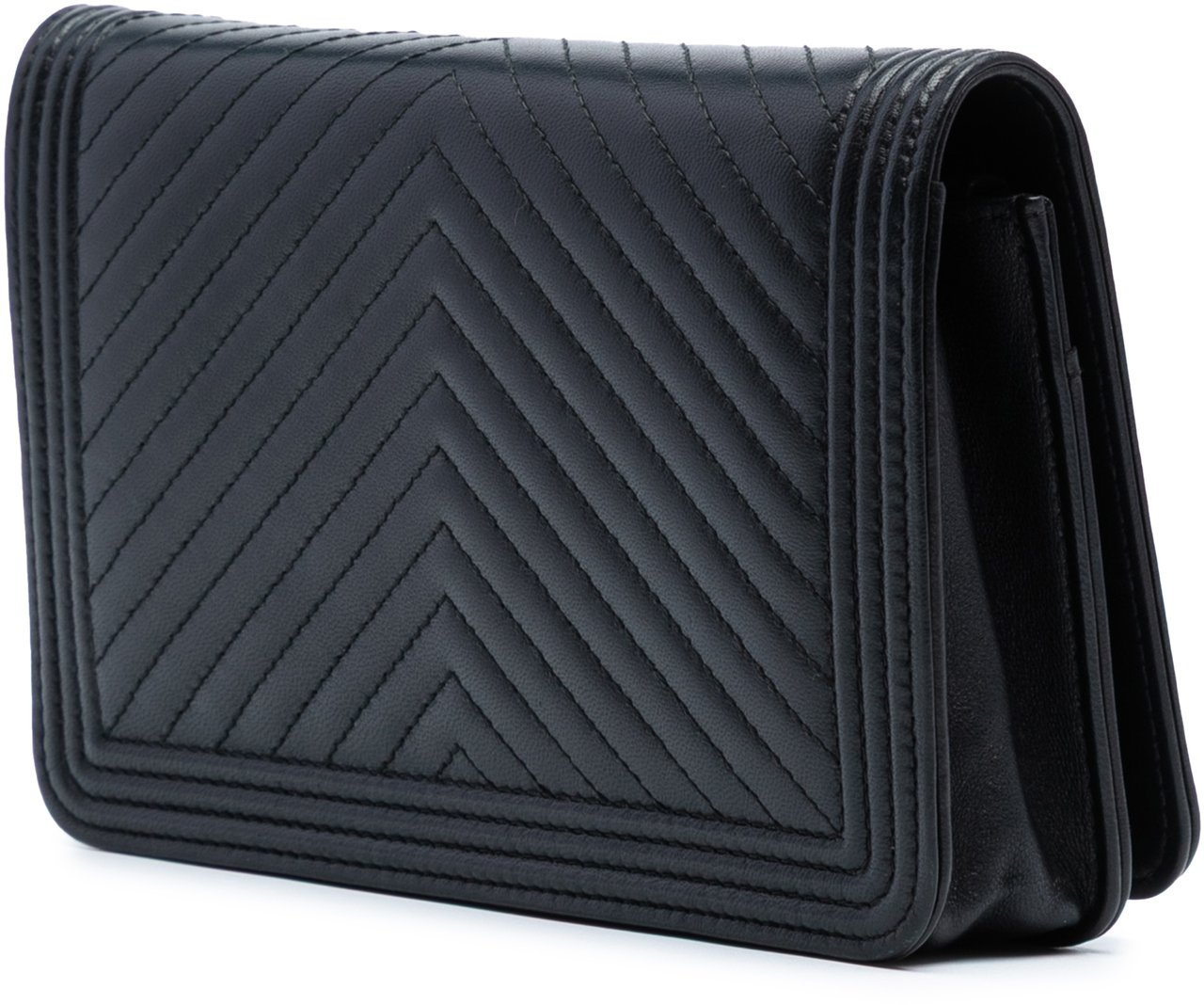 Chanel Chevron Quilted Calfskin Boy Wallet On Chain Zwart