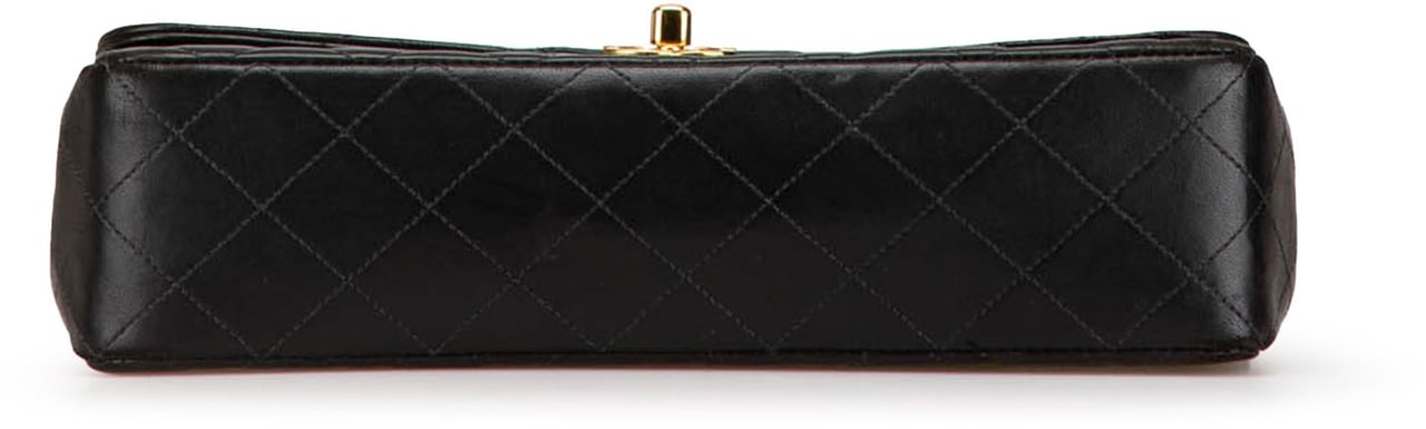 Chanel Medium Classic Lambskin Kelly Flap Zwart