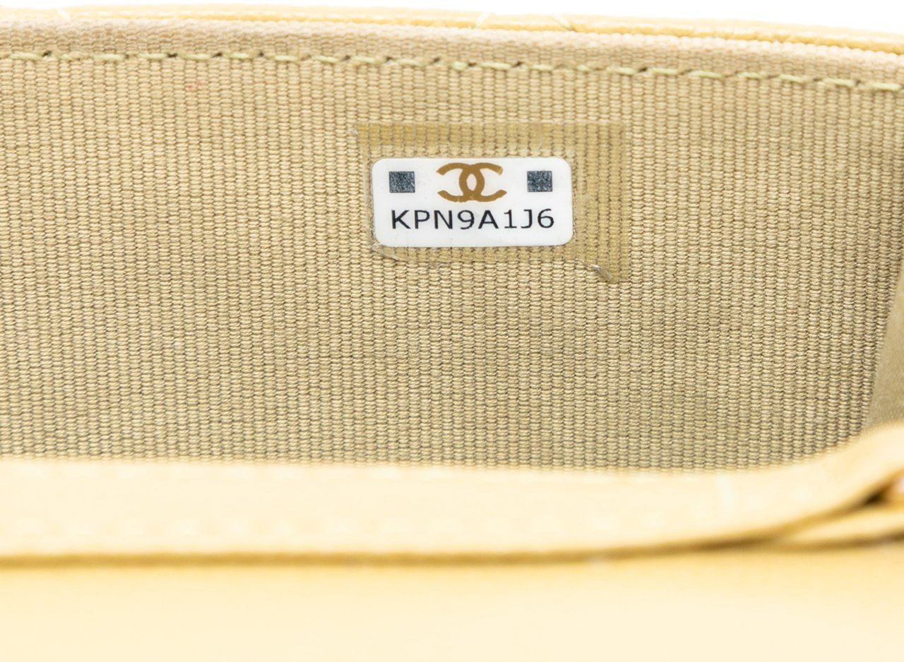 Chanel Classic Caviar Chain Belt Bag Groen