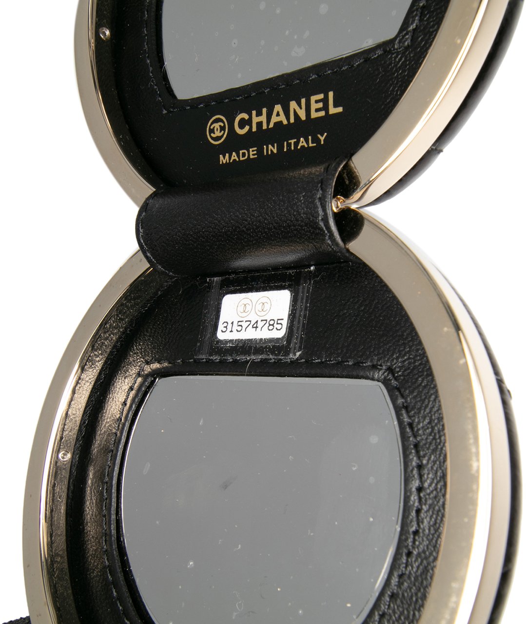 Chanel Quilted Patent Round Mirror Chain Necklace Zwart