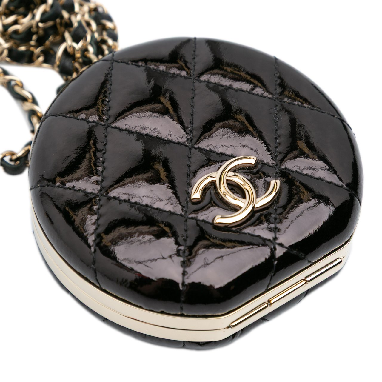 Chanel Quilted Patent Round Mirror Chain Necklace Zwart