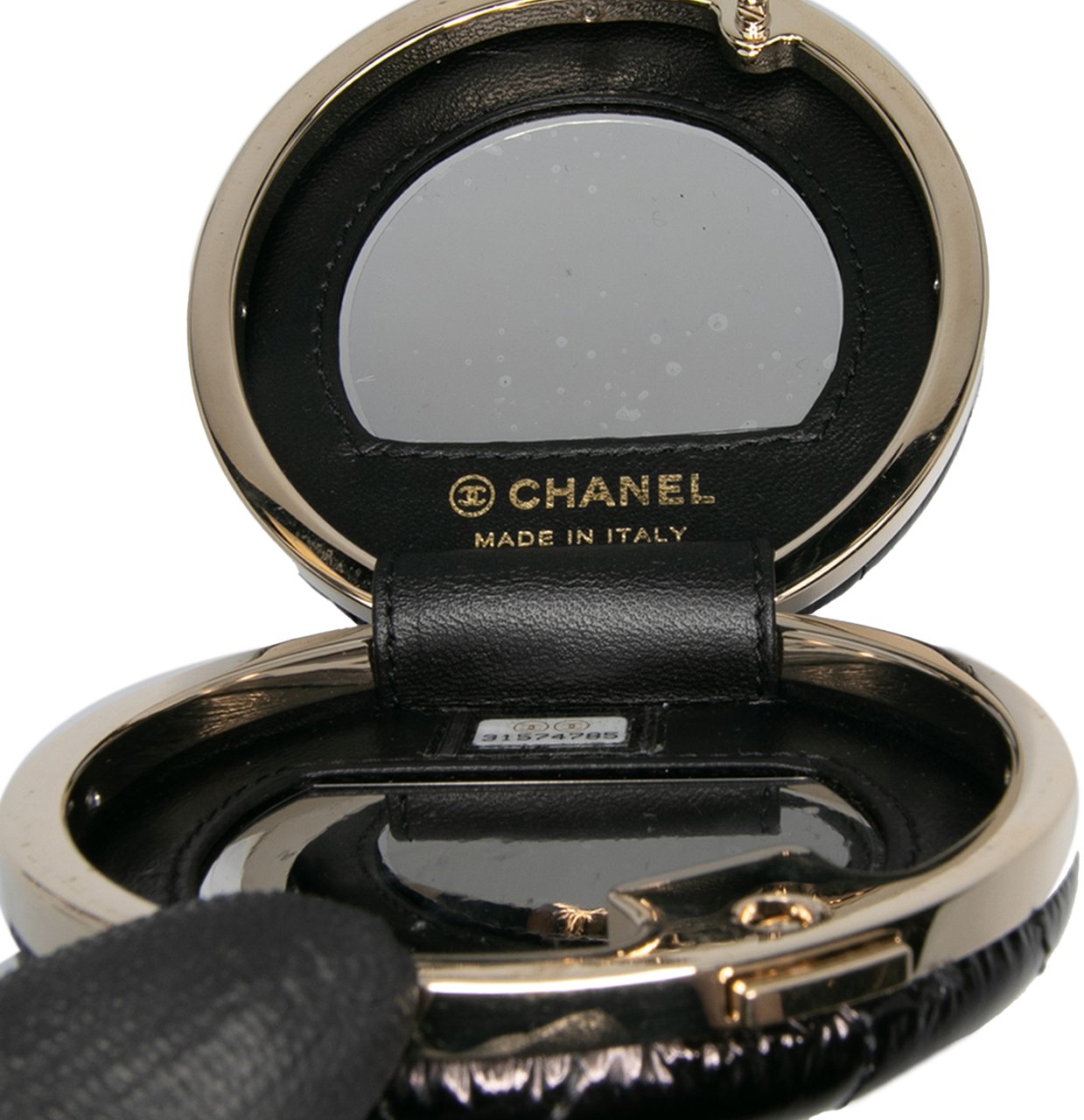 Chanel Quilted Patent Round Mirror Chain Necklace Zwart