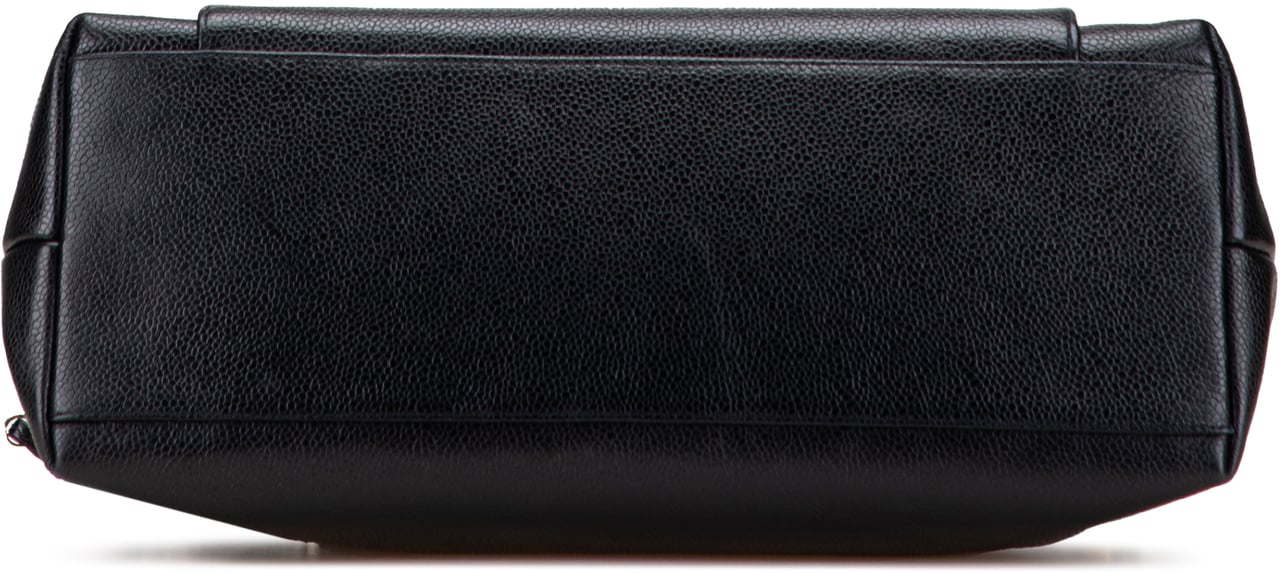 Chanel Caviar Front Pocket Chain Tote Zwart