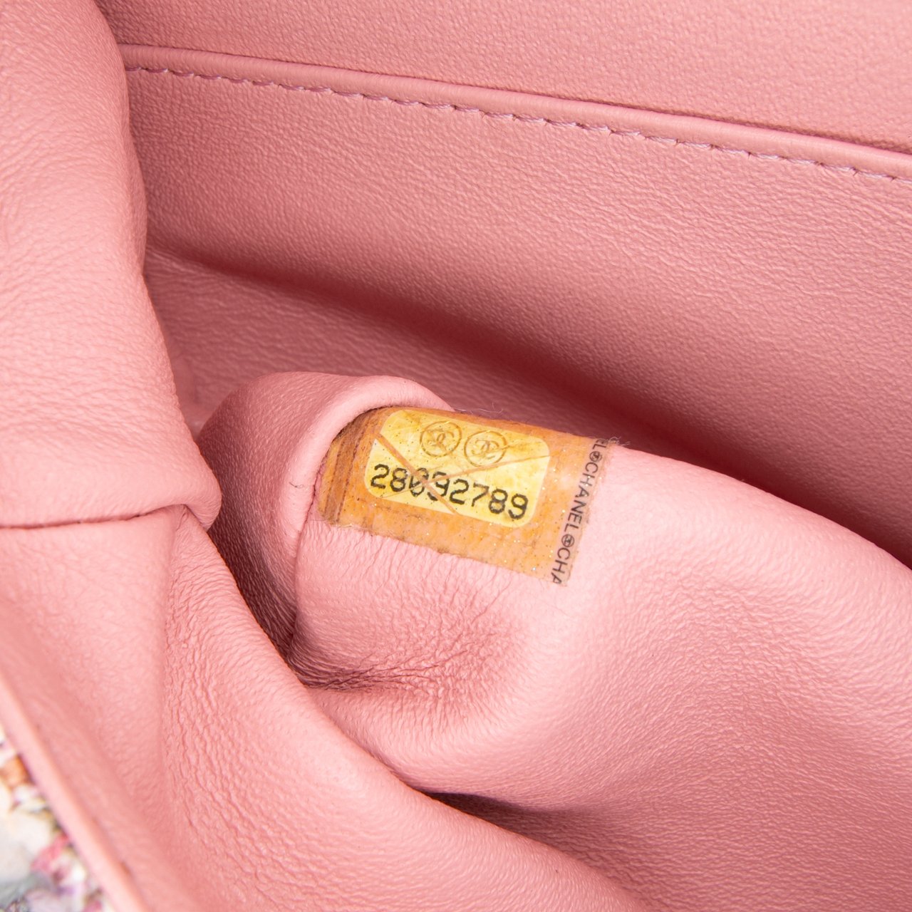 Chanel Medium Classic Quilted Tweed Braided Double Flap Roze