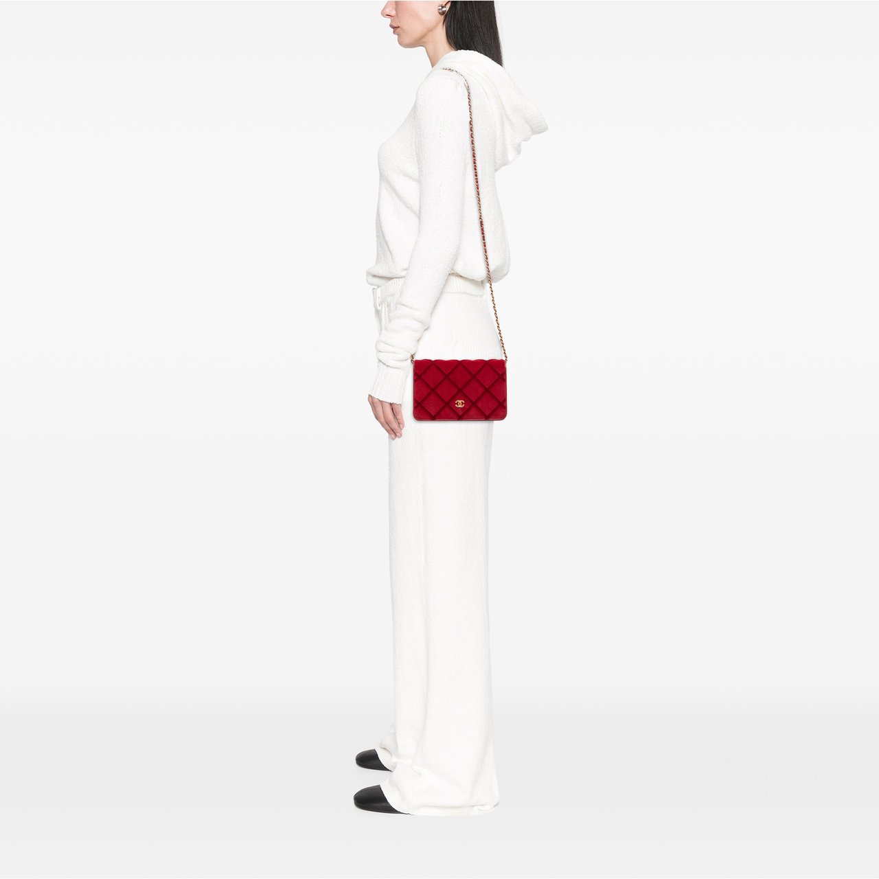 Chanel CC Quilted Velvet Wallet on Chain Rood