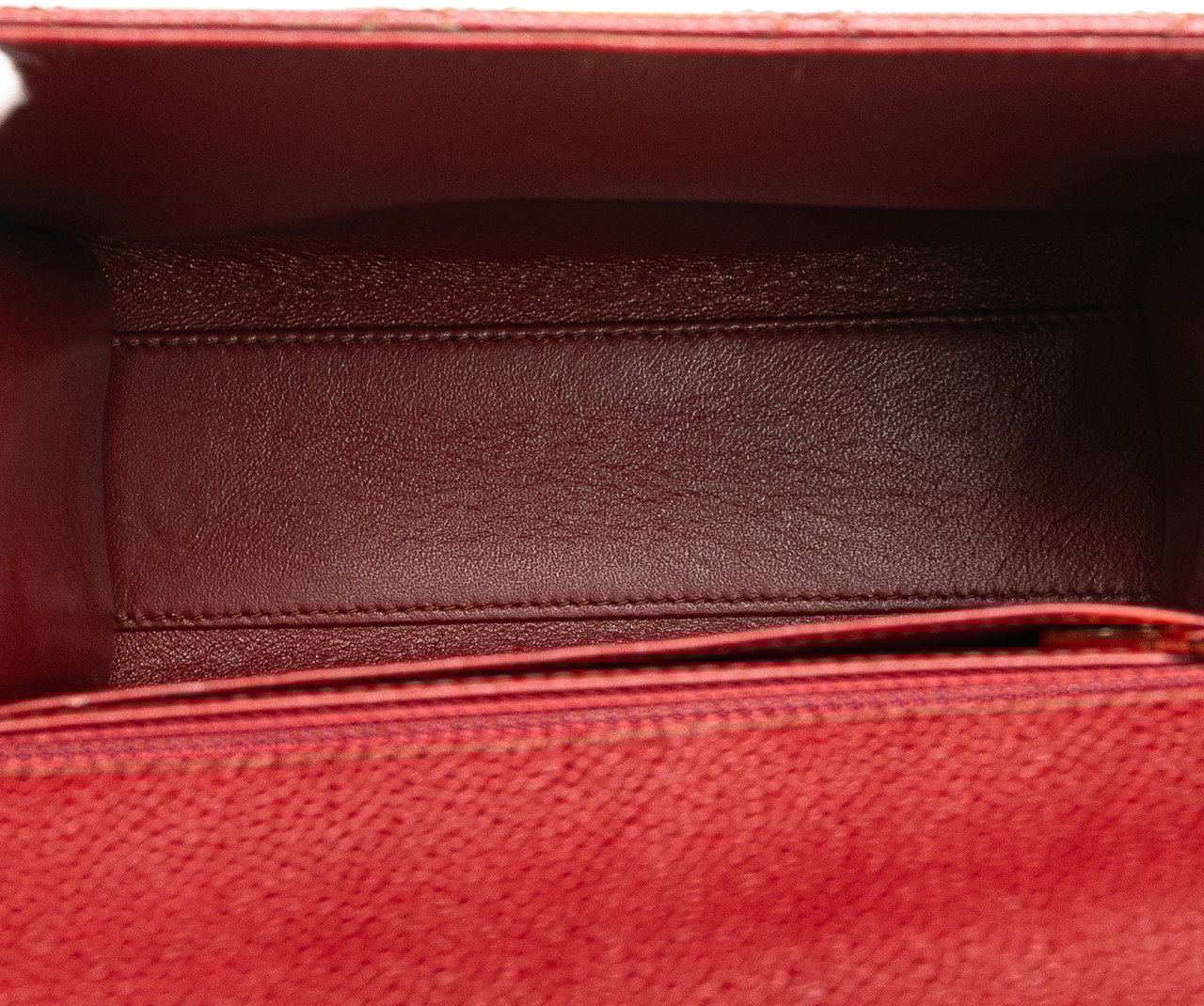 Chanel Reissue 2.55 Quilted Caviar Top Handle Flap Rood