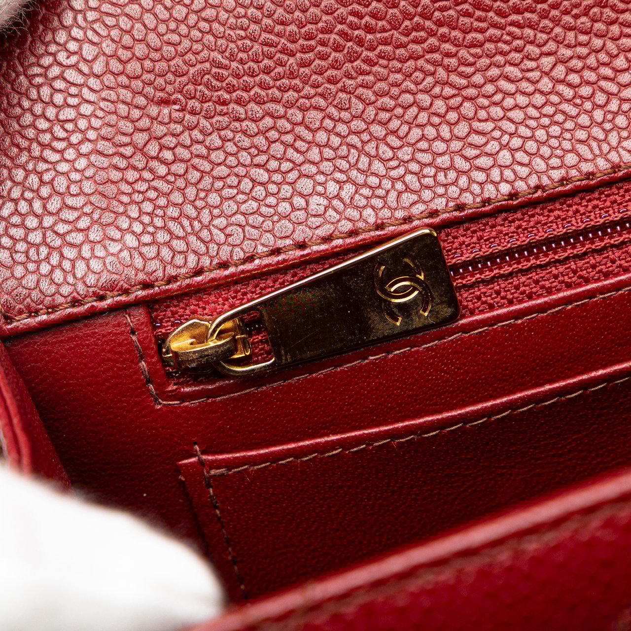 Chanel Reissue 2.55 Quilted Caviar Top Handle Flap Rood