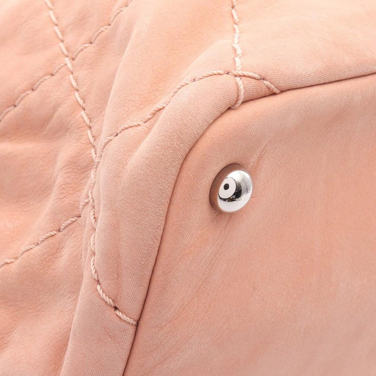 Chanel Large CC Quilted Suede Sea Hit Tote Roze