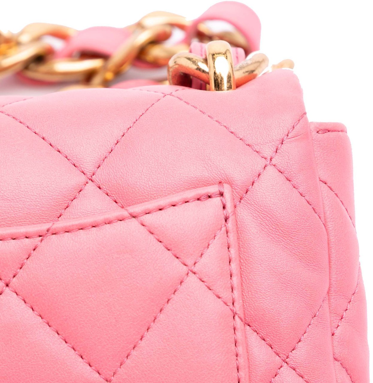 Chanel Mini Quilted Lambskin Funky Town Flap Roze