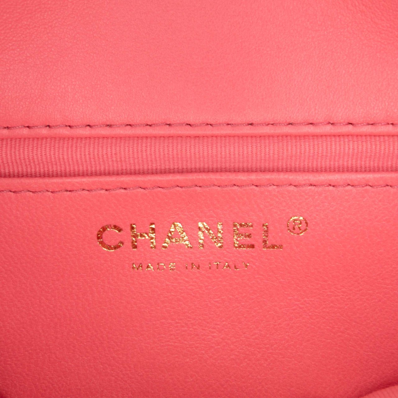Chanel Mini Quilted Lambskin Funky Town Flap Roze