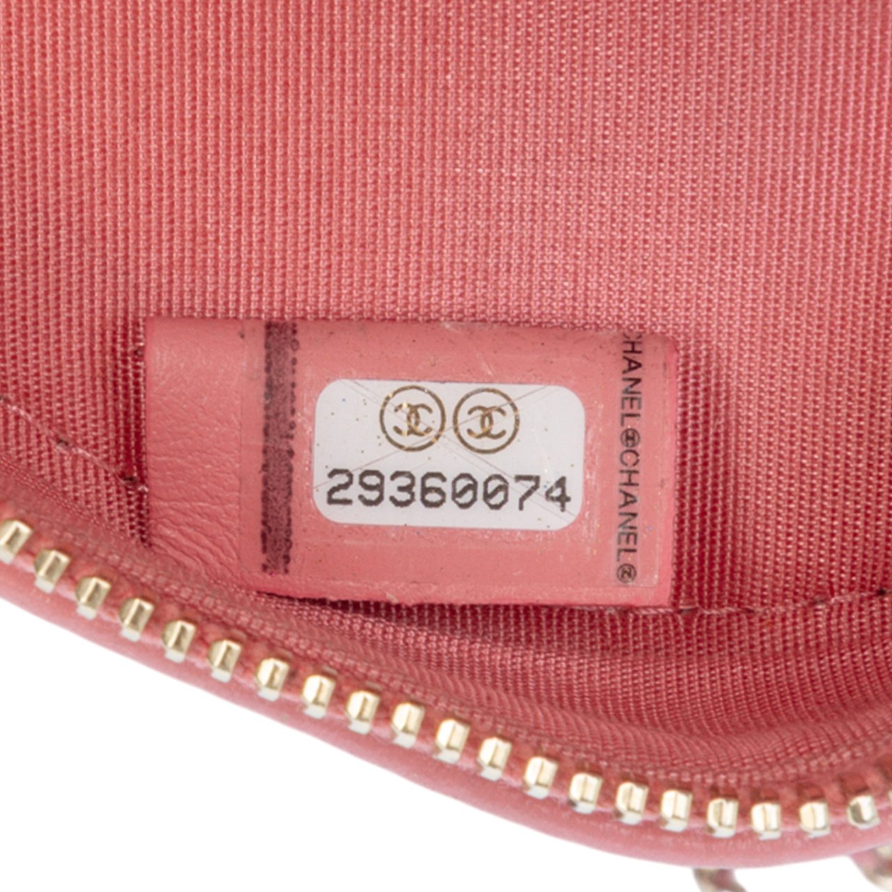 Chanel CC Embossed Caviar Camellia Round Clutch With Chain Roze