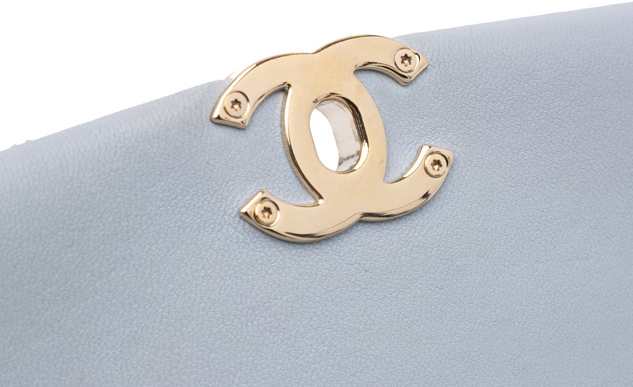 Chanel Mini Calfskin Chain Around Flap Grijs
