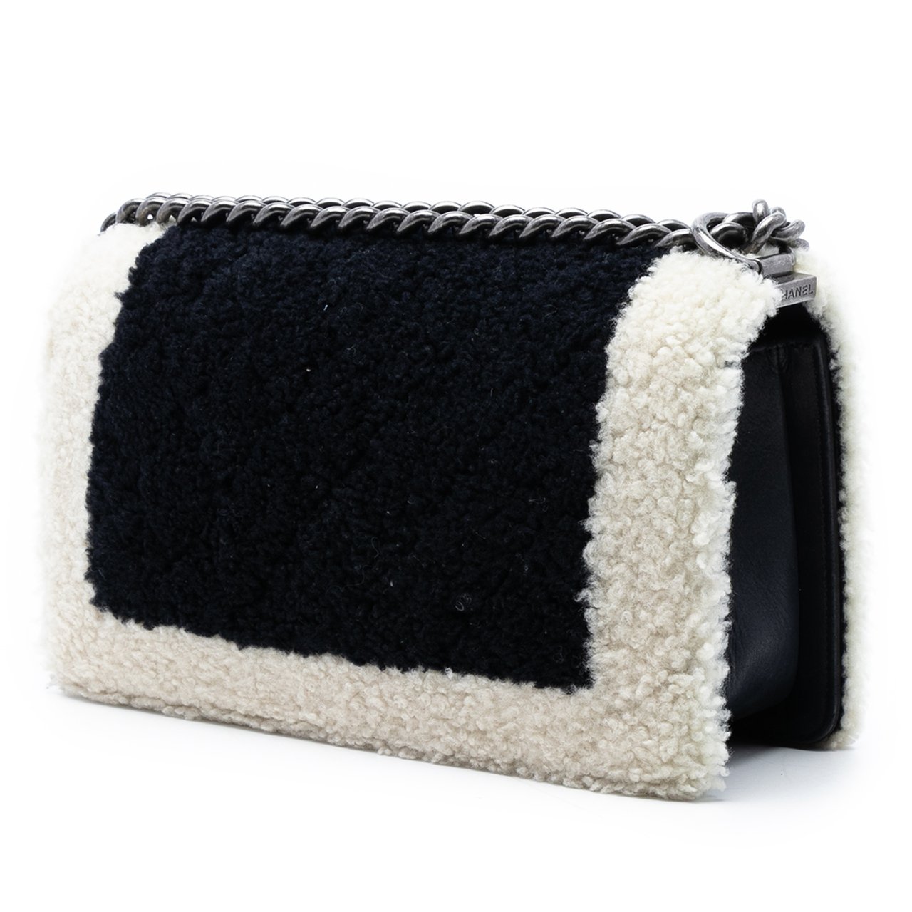 Chanel Old Medium Bicolor Shearling Boy Flap Zwart