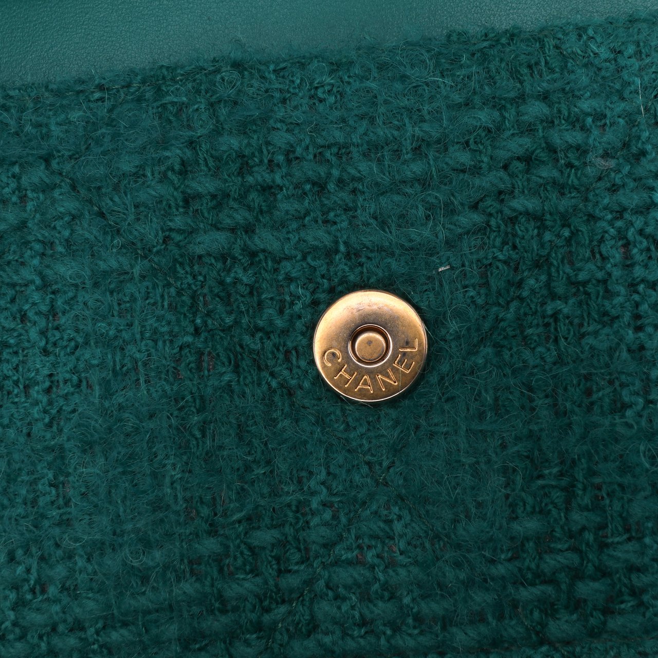 Chanel Tweed 19 Wallet On Chain Groen