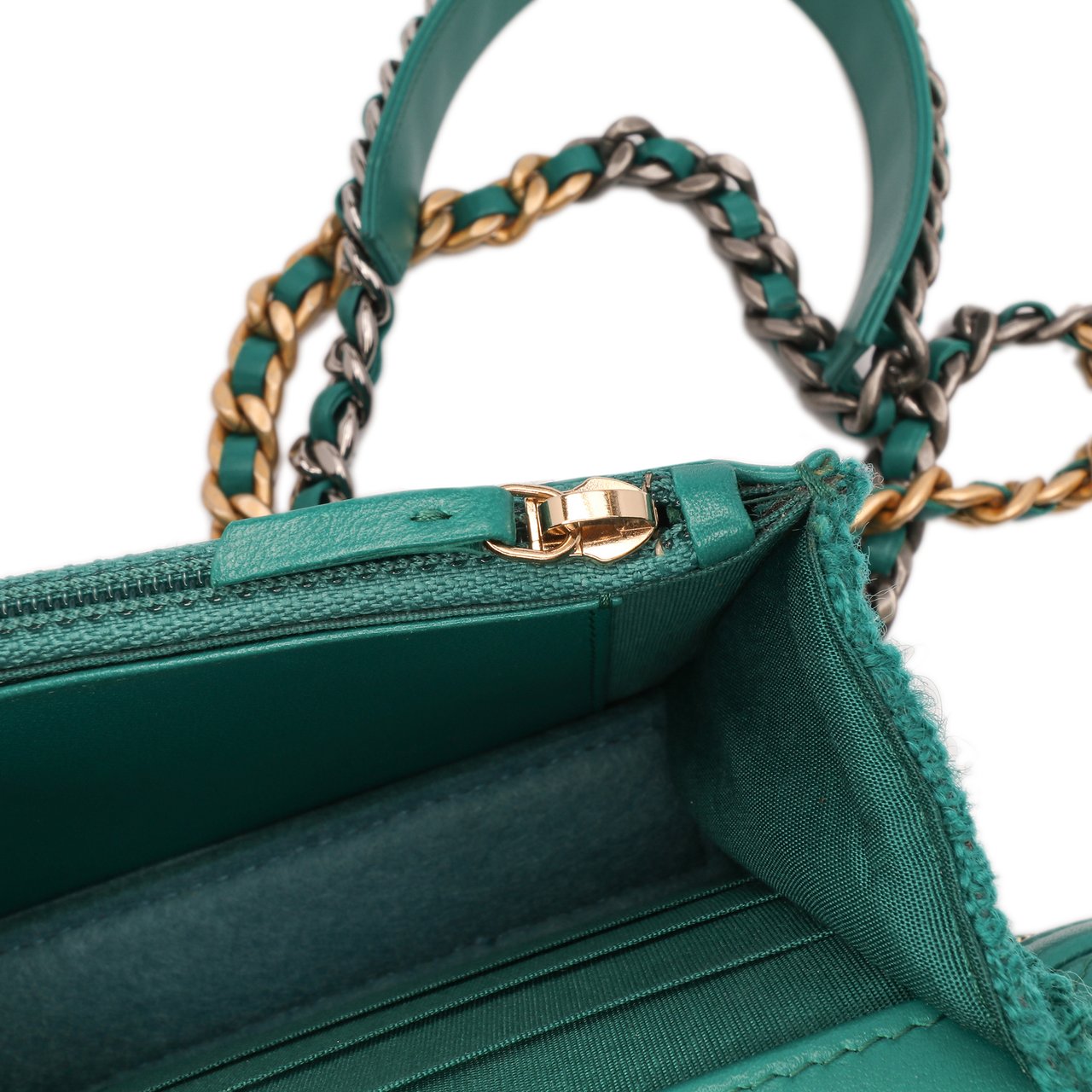 Chanel Tweed 19 Wallet On Chain Groen